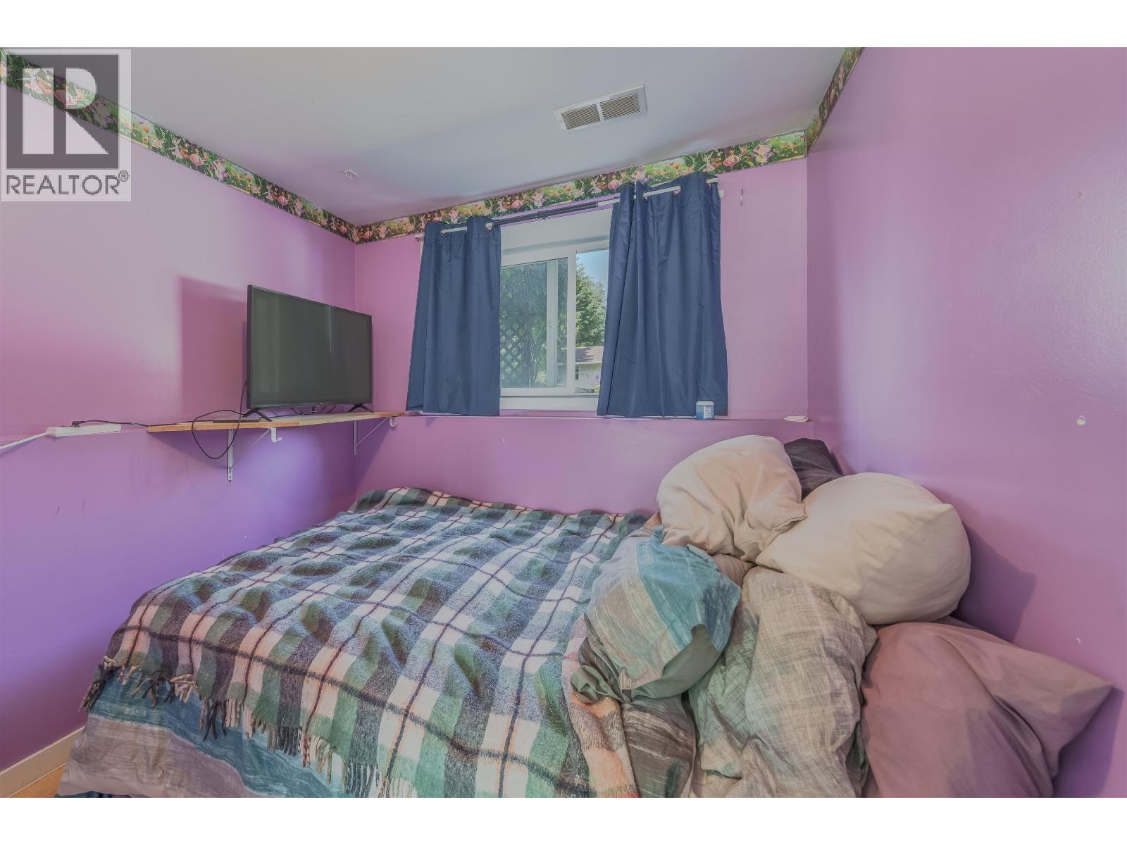 287 ELM AVENUE - 17