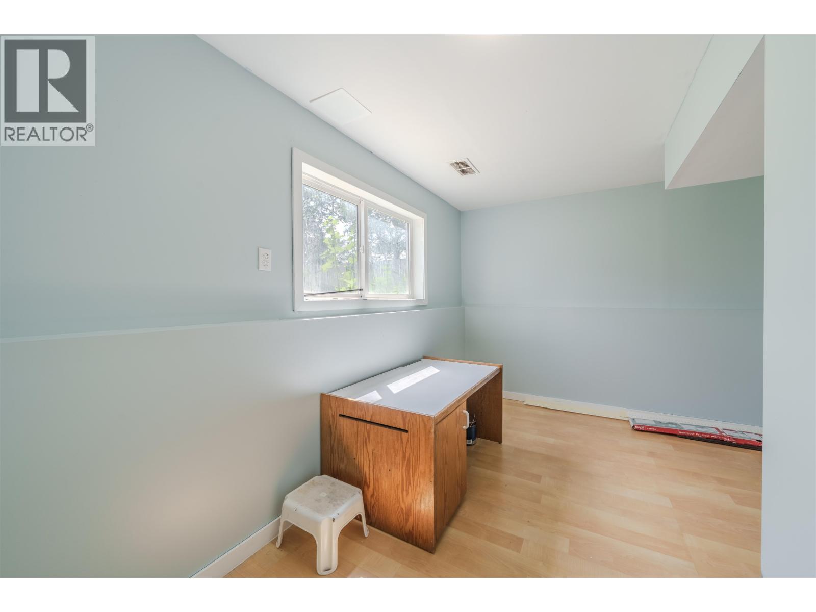 287 ELM AVENUE - 18