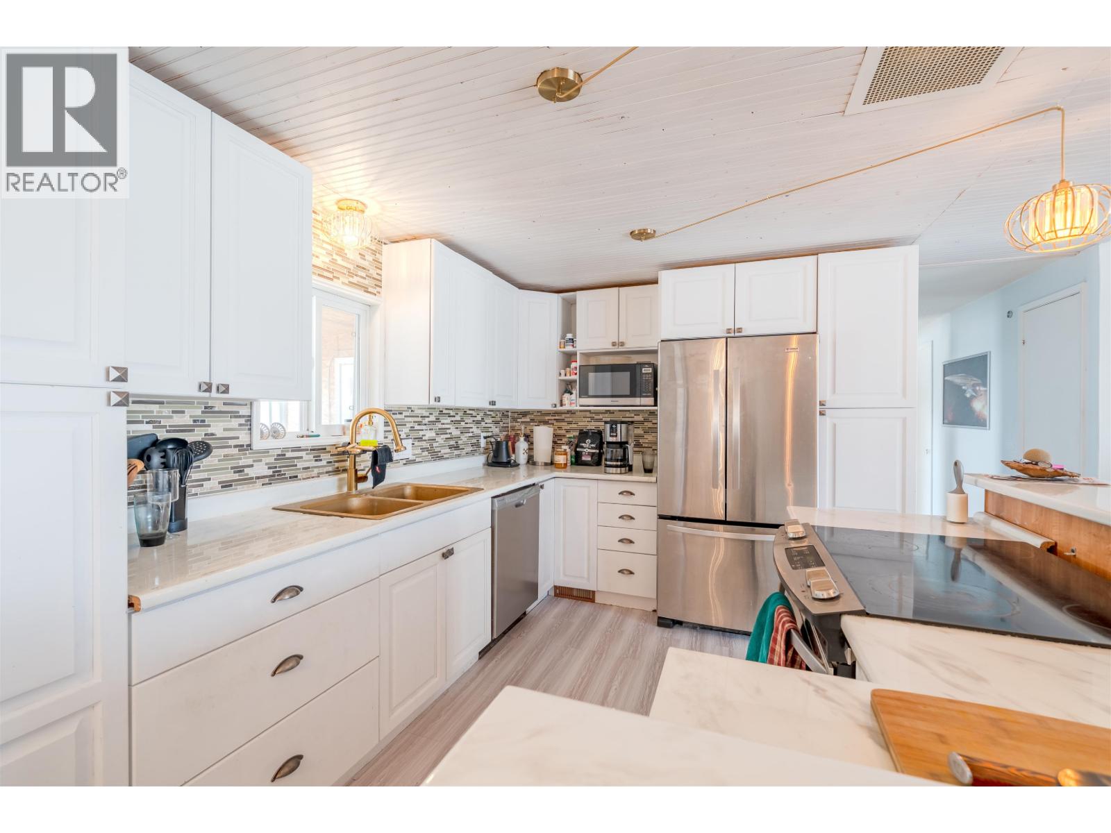287 ELM AVENUE - 4