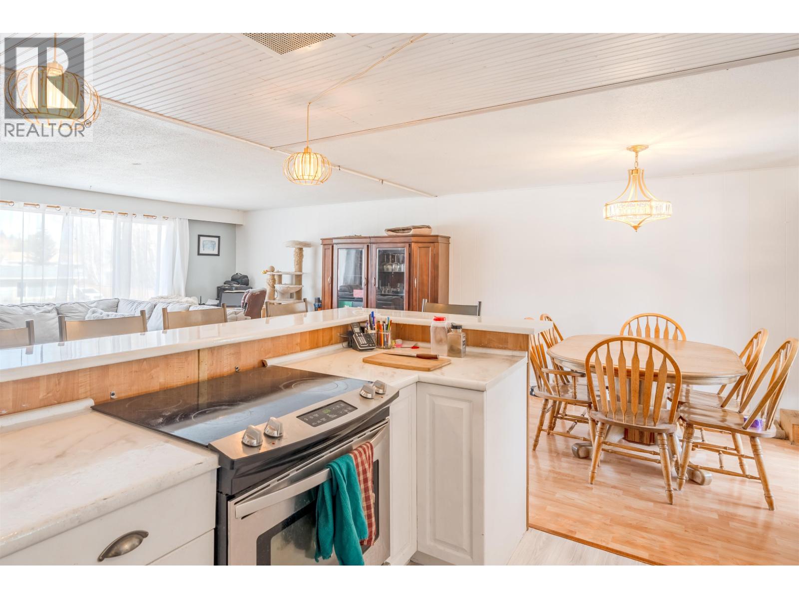 287 ELM AVENUE - 6