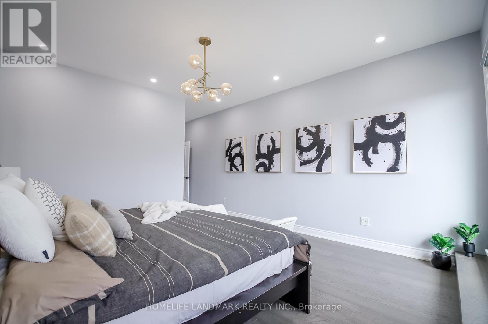 1733 KINGSTON ROAD - 31