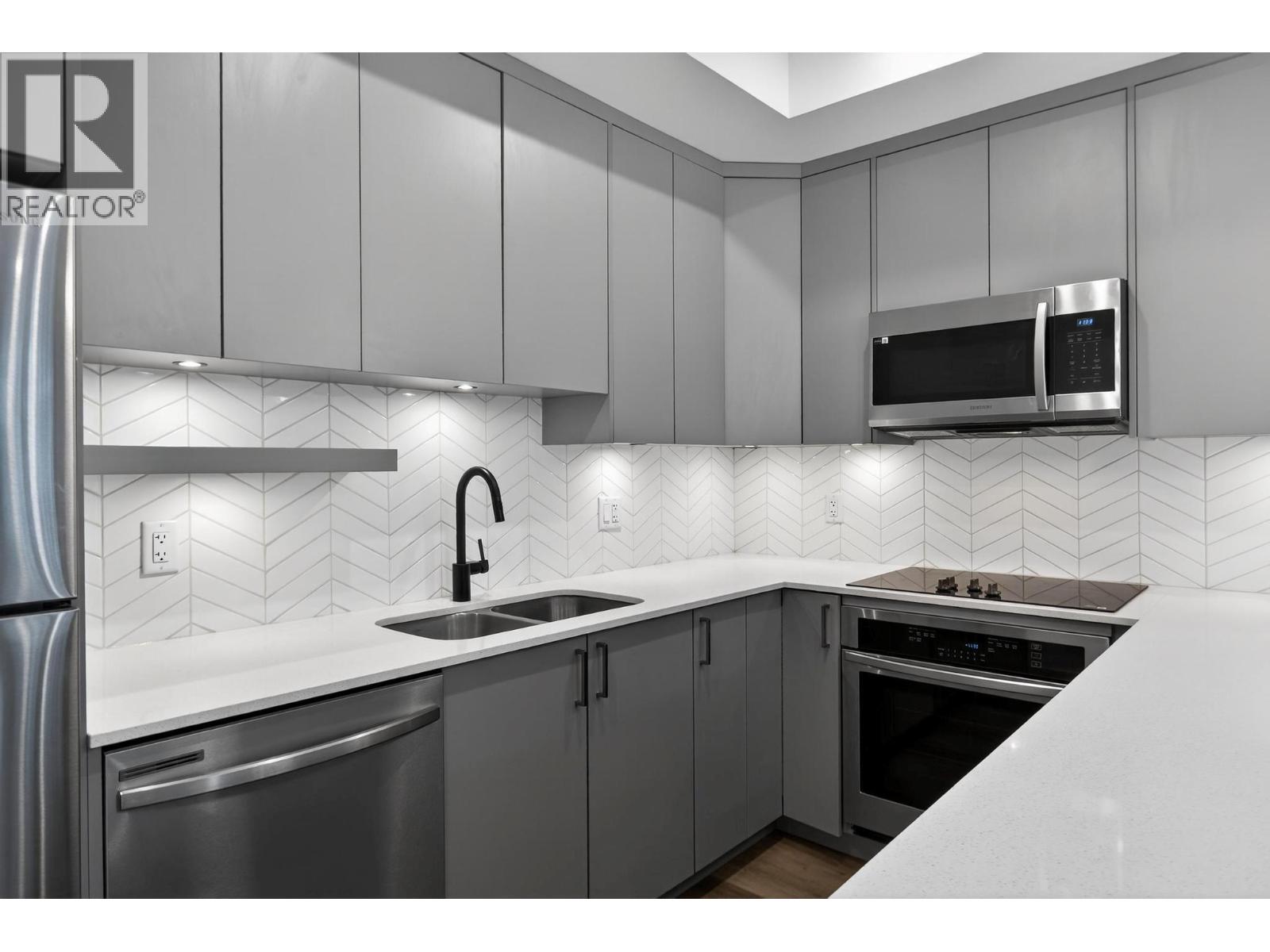 1274 Devonshire Avenue Unit# 440, Kelowna