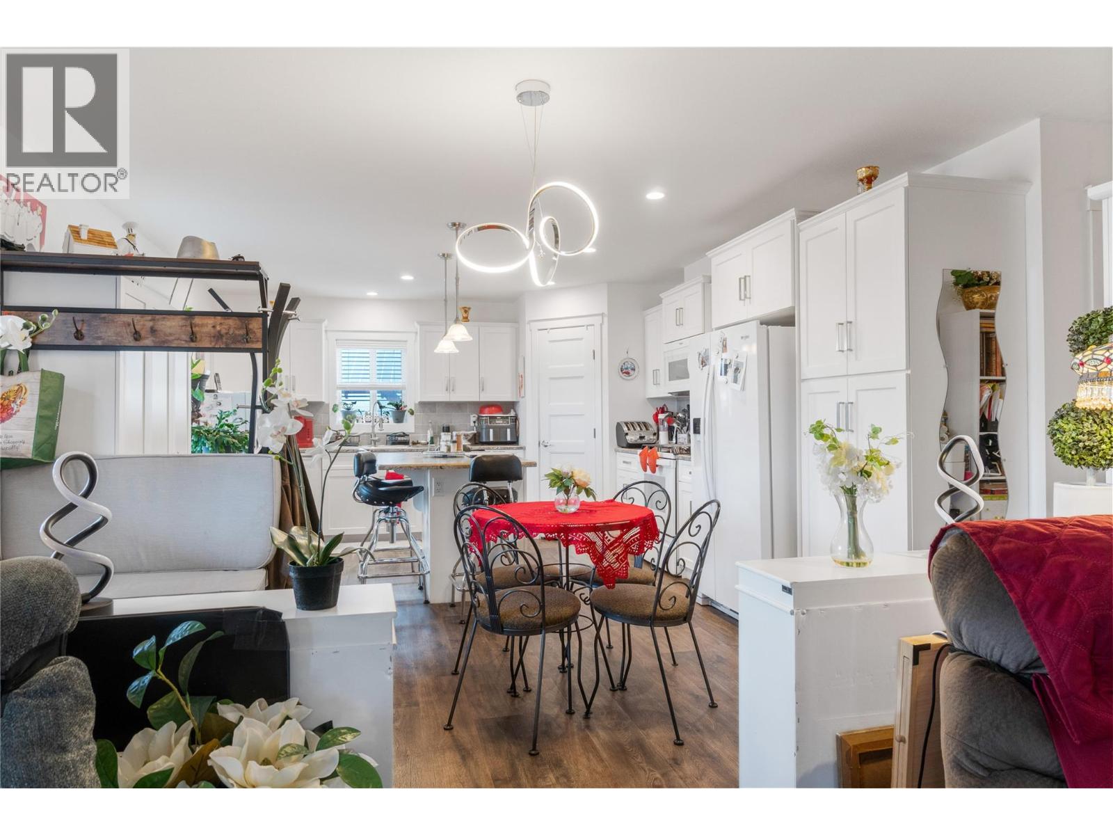 4540 72 AVENUE NE - 22