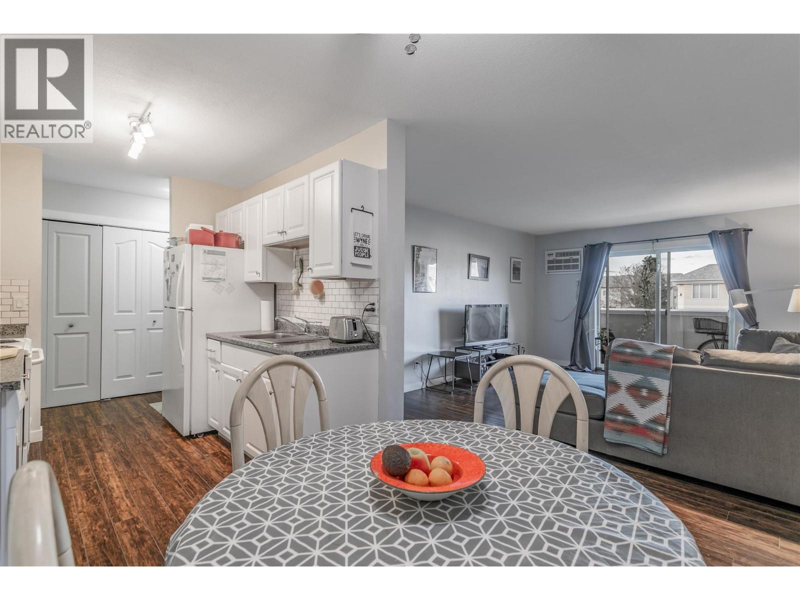 3160 De Montreuil Court Unit# 411, Kelowna