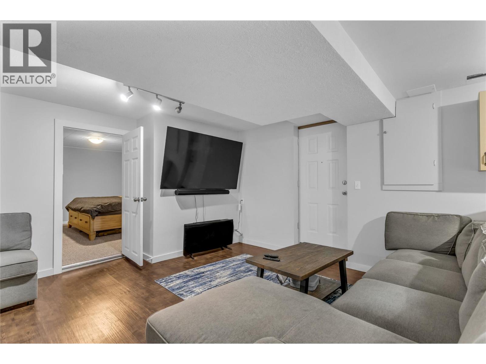 3503 40 Avenue, Vernon