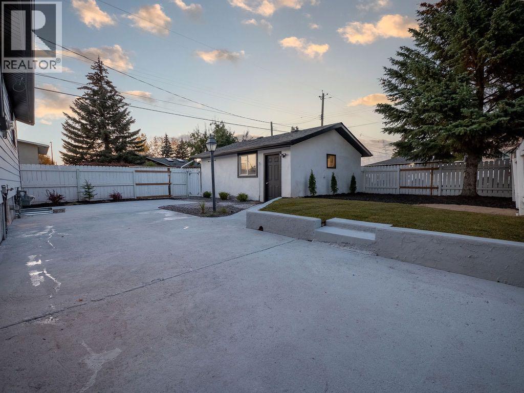 Single Family House Bungalow for Sale in  Lake Sylvan Drive SE Bonavista Downs Calgary 