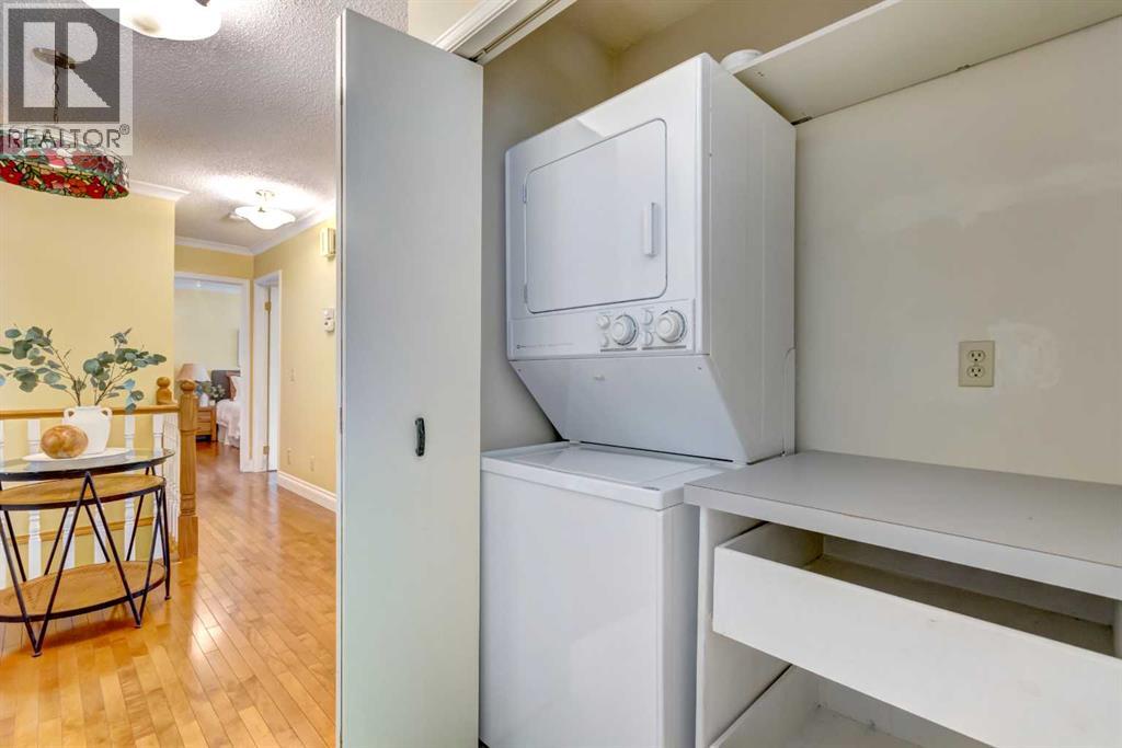 Single Family House for Sale in  Vandoos Villas NW Varsity Calgary 