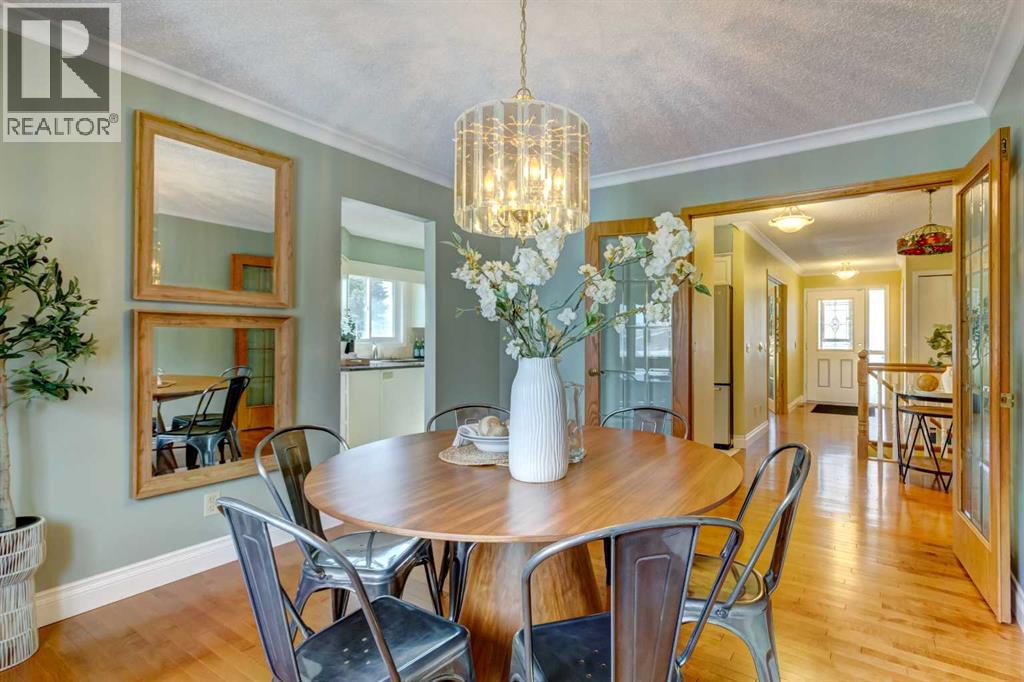 Single Family House for Sale in  Vandoos Villas NW Varsity Calgary 