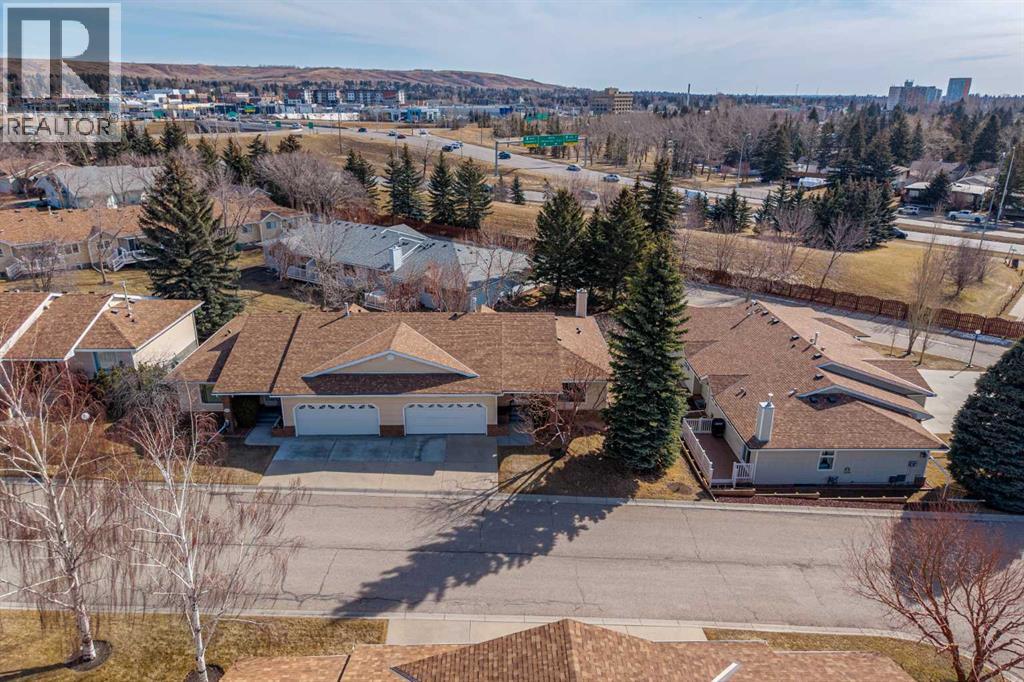 Single Family House for Sale in  Vandoos Villas NW Varsity Calgary 