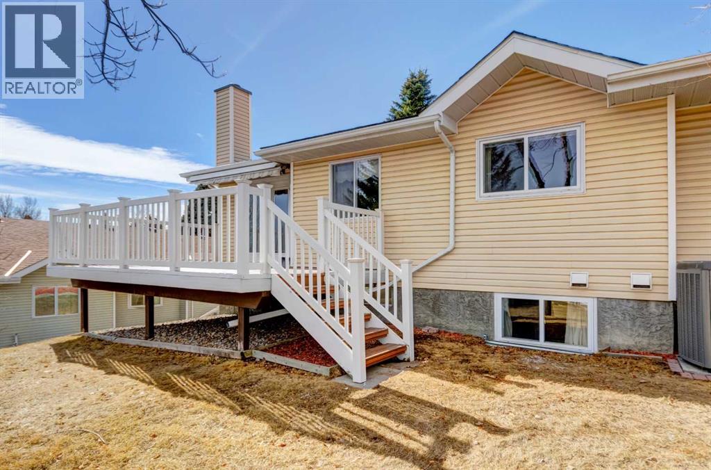 Single Family House for Sale in  Vandoos Villas NW Varsity Calgary 