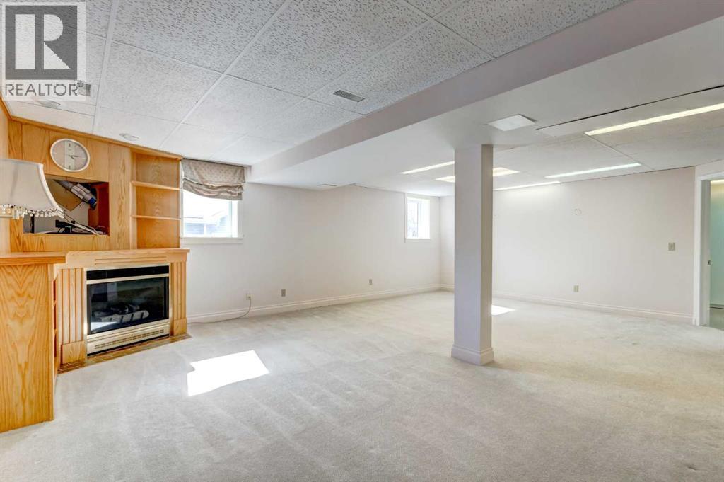 Single Family House for Sale in  Vandoos Villas NW Varsity Calgary 