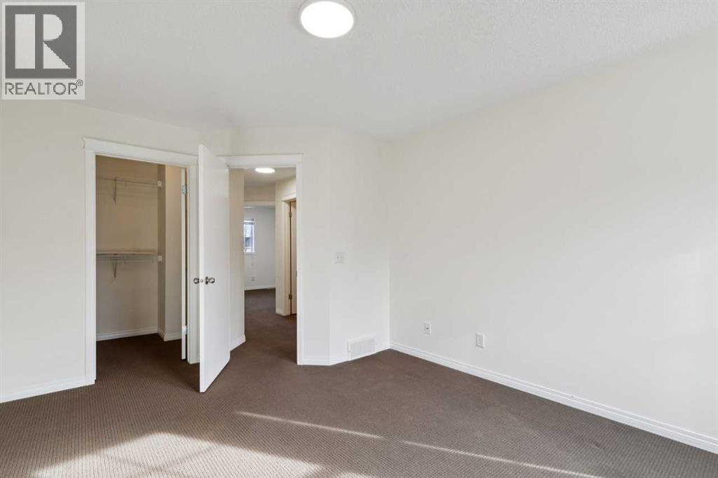 Single Family House for Sale in  Auburn Bay Manor SE Auburn Bay Calgary 