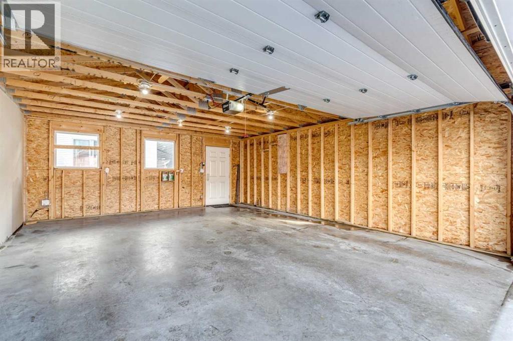 Single Family House for Sale in  Auburn Bay Manor SE Auburn Bay Calgary 