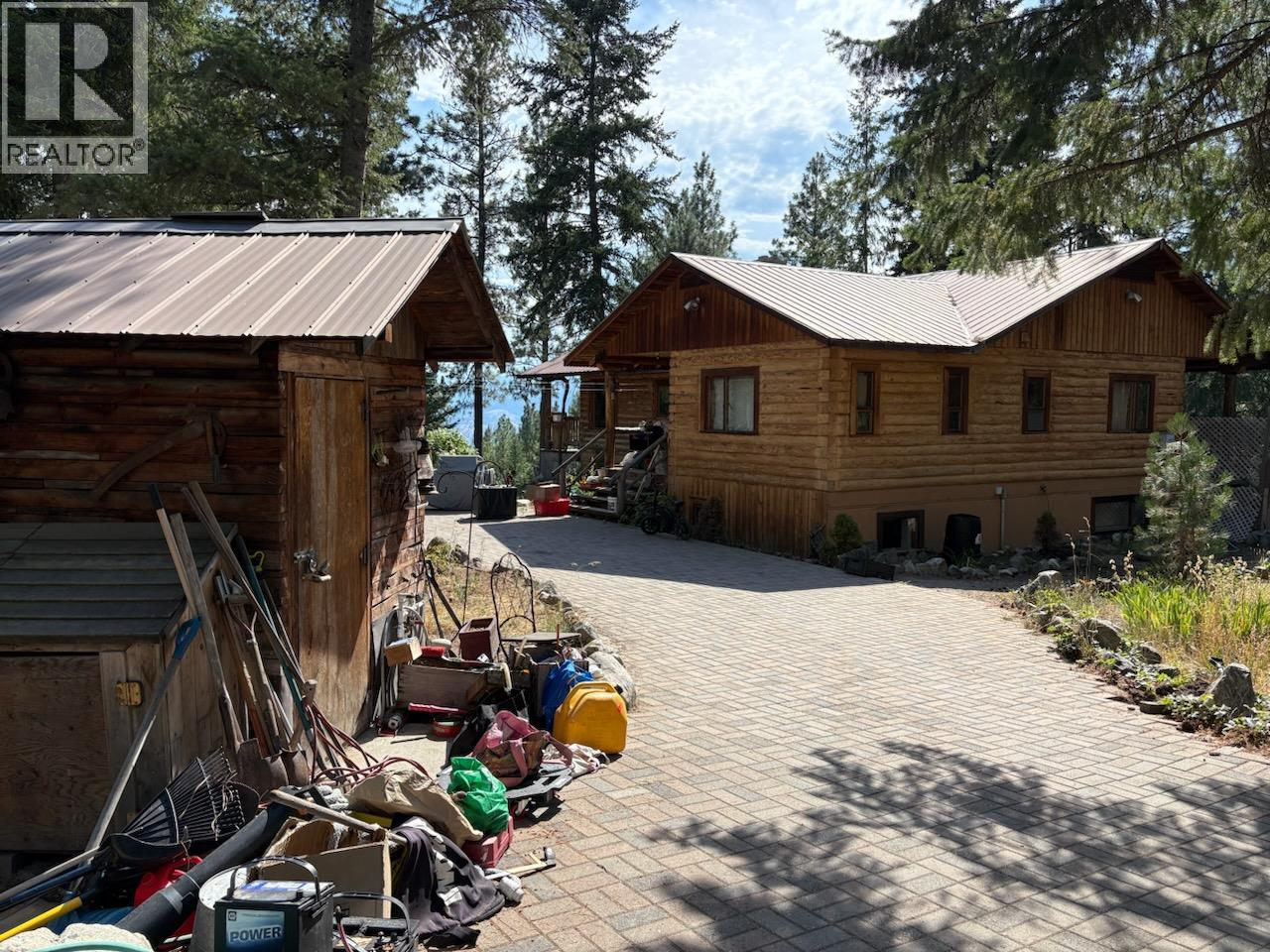 7072 Glenfir Road, Naramata