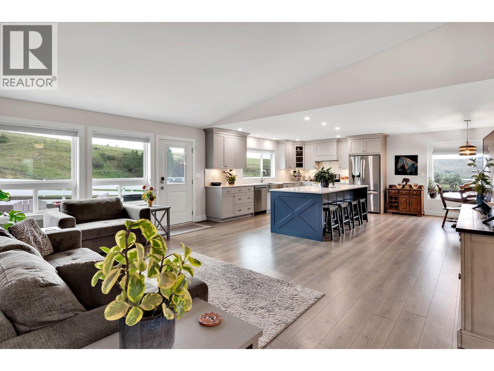 2740 Simms Place, Kamloops