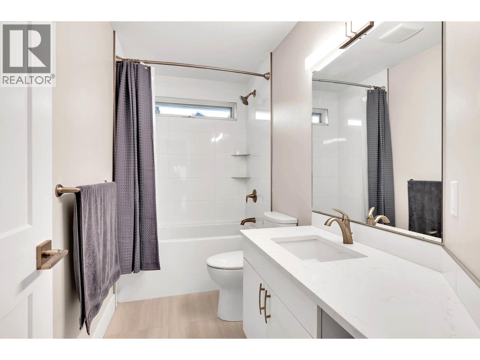 2740 Simms Place, Kamloops