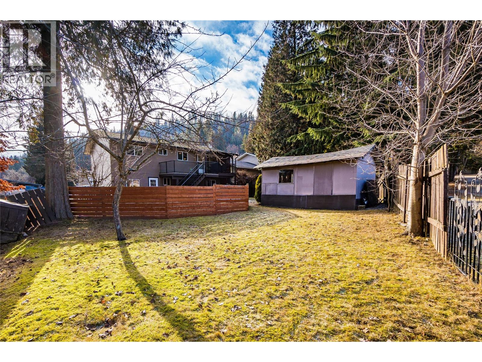 716 Lynnwood Crescent, Castlegar