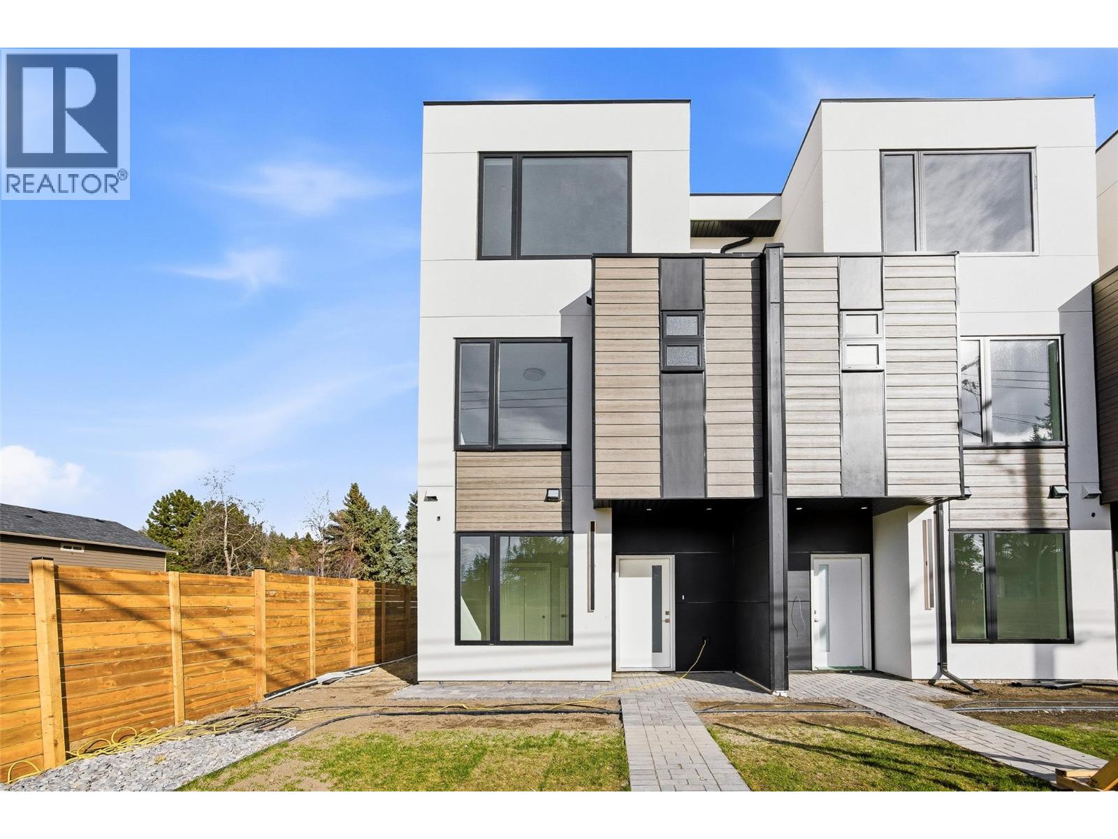 4563 Gordon Drive, Kelowna