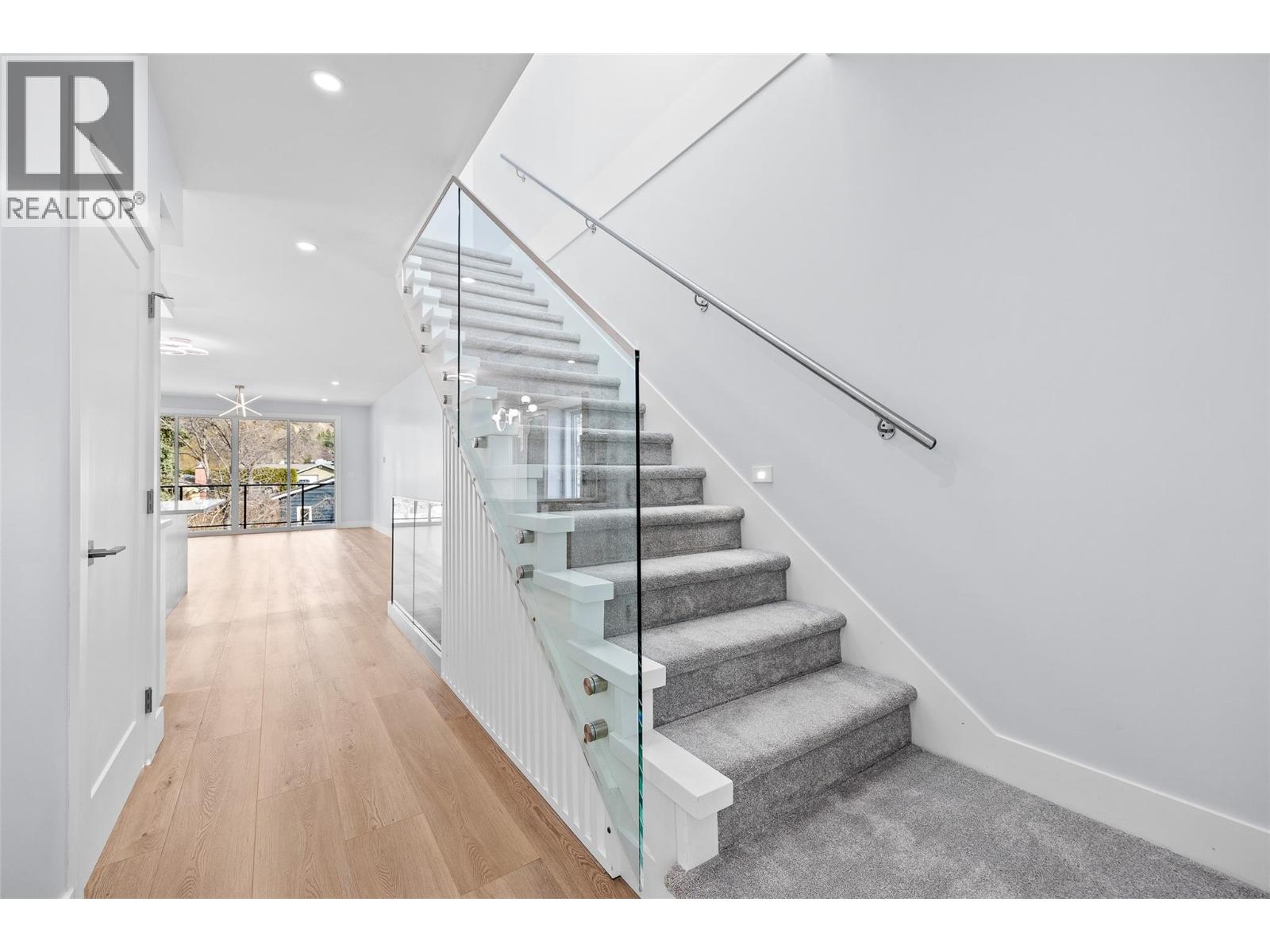 4563 Gordon Drive, Kelowna