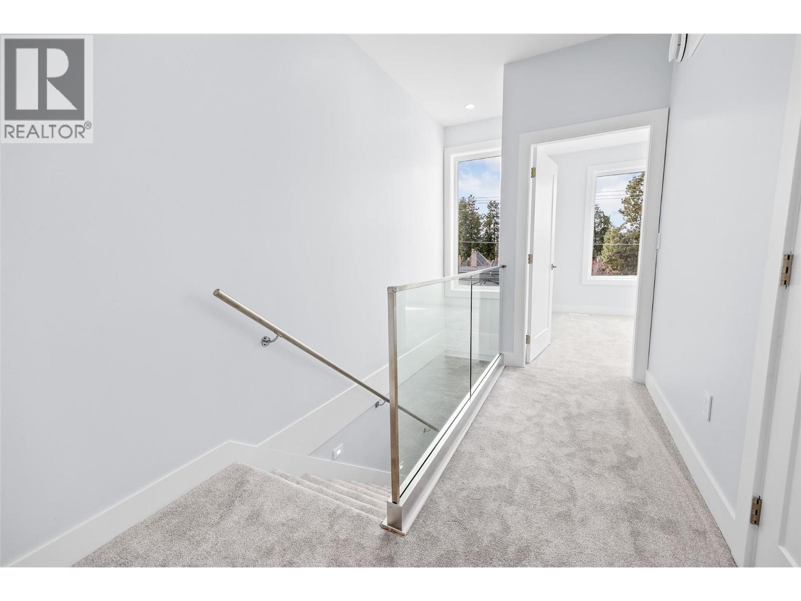 4563 Gordon Drive, Kelowna