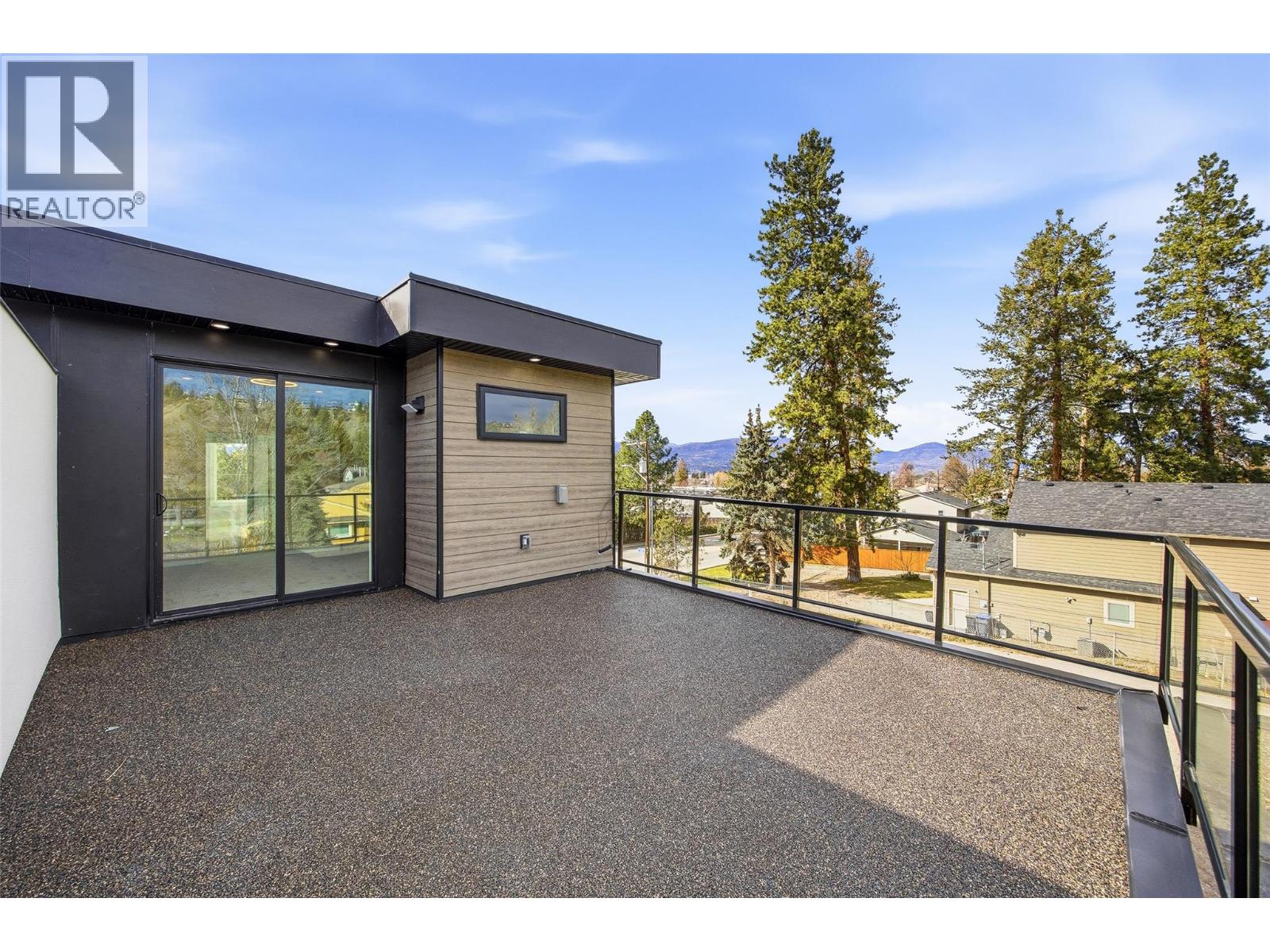 4563 Gordon Drive, Kelowna