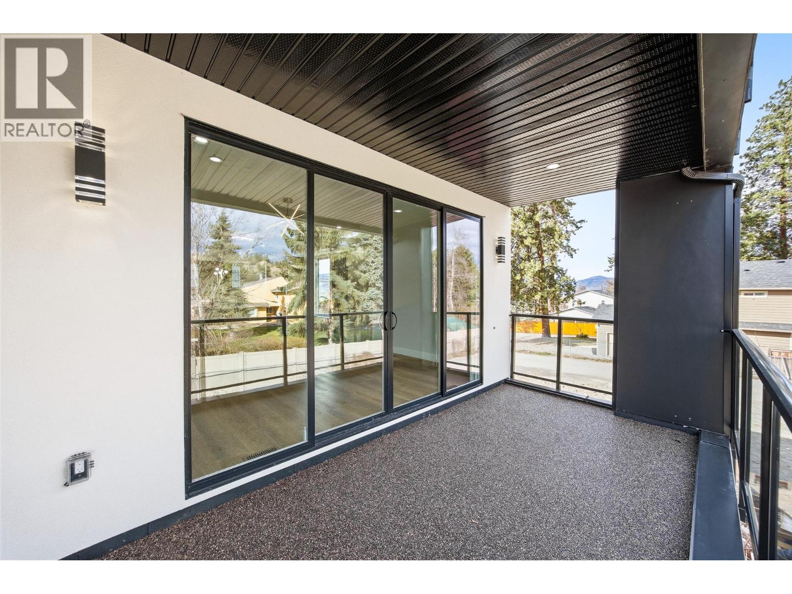 4563 Gordon Drive, Kelowna