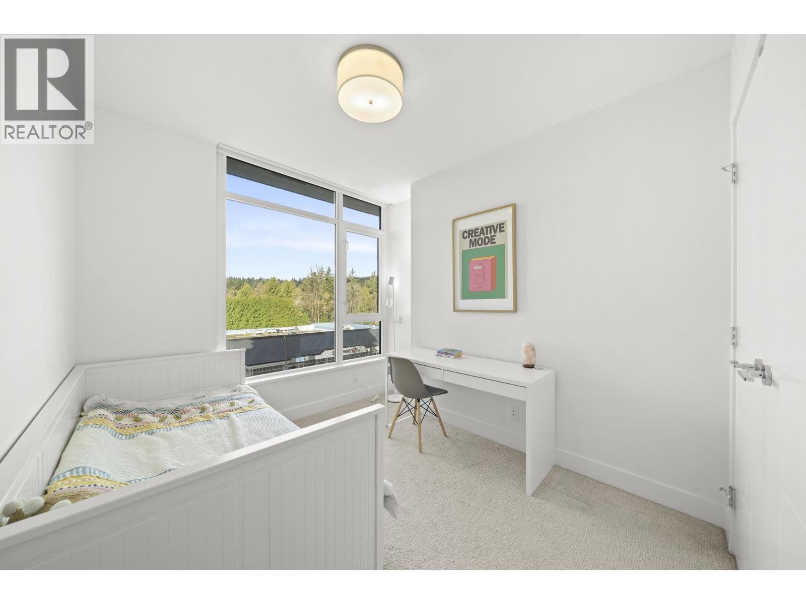 404 1210 E 27TH STREET, North Vancouver