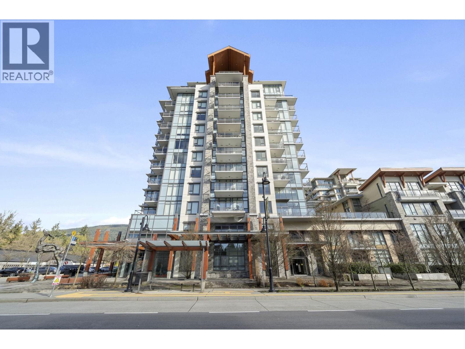 404 1210 E 27TH STREET, North Vancouver