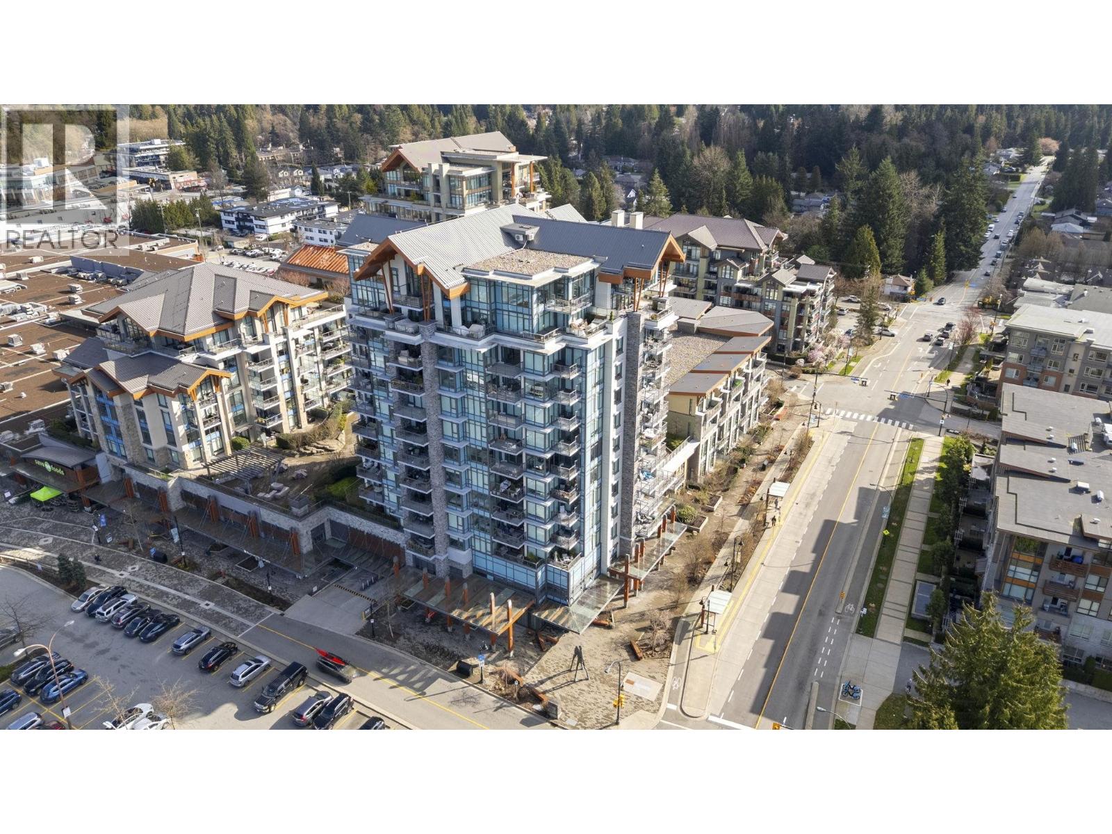 404 1210 E 27TH STREET, North Vancouver