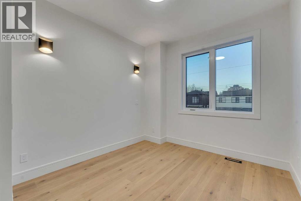 Single Family House for Sale in   Avenue NW Capitol Hill Calgary 