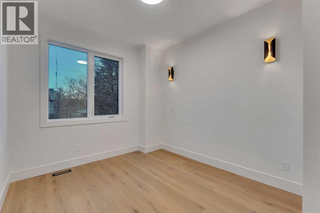 Single Family House for Sale in   Avenue NW Capitol Hill Calgary 