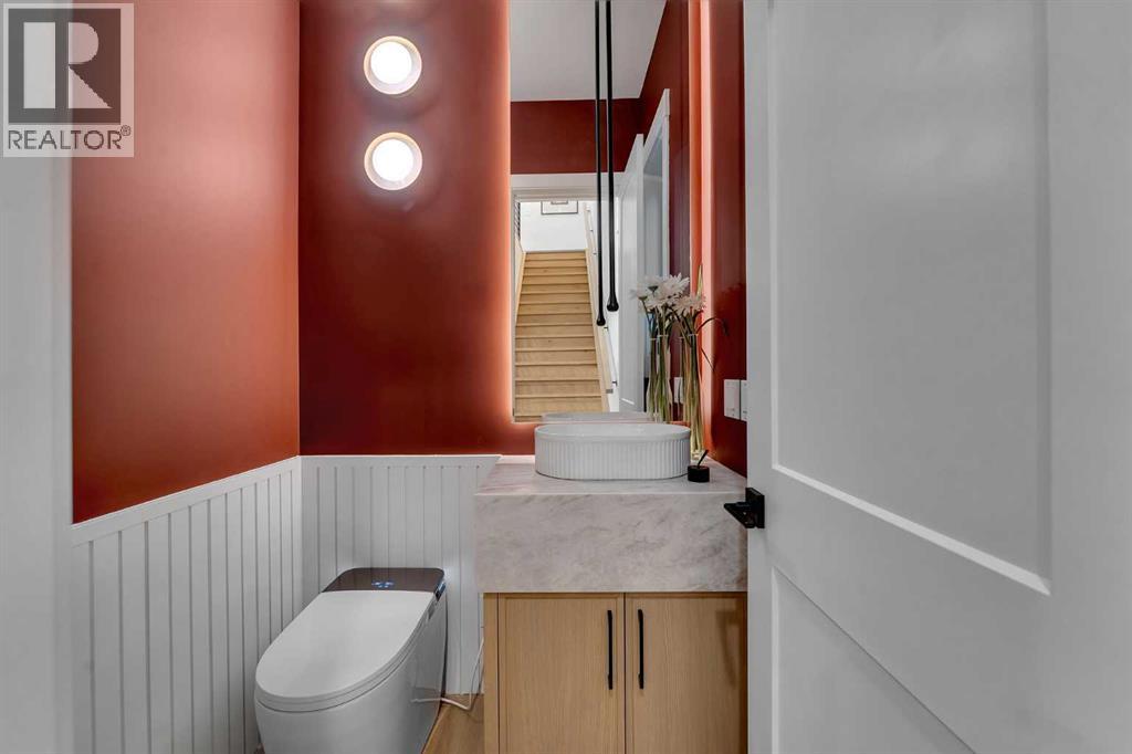 Single Family House for Sale in   Avenue NW Capitol Hill Calgary 