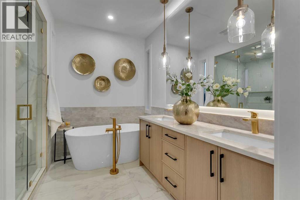 Single Family House for Sale in   Avenue NW Capitol Hill Calgary 