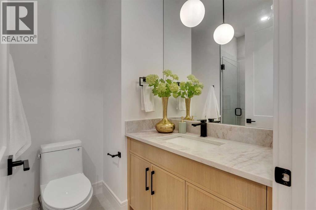 Single Family House for Sale in   Avenue NW Capitol Hill Calgary 