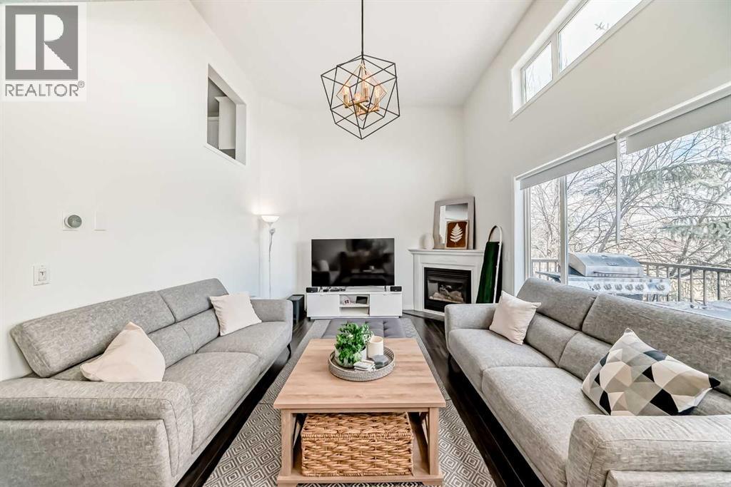 Single Family House 4 Level for Sale in  Country Hills Cove NW Country Hills Calgary 