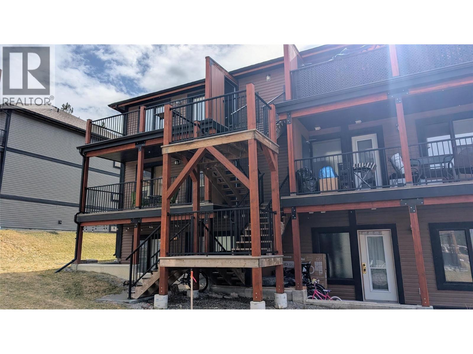 7307 Prospector Avenue Unit# 806, Radium Hot Springs