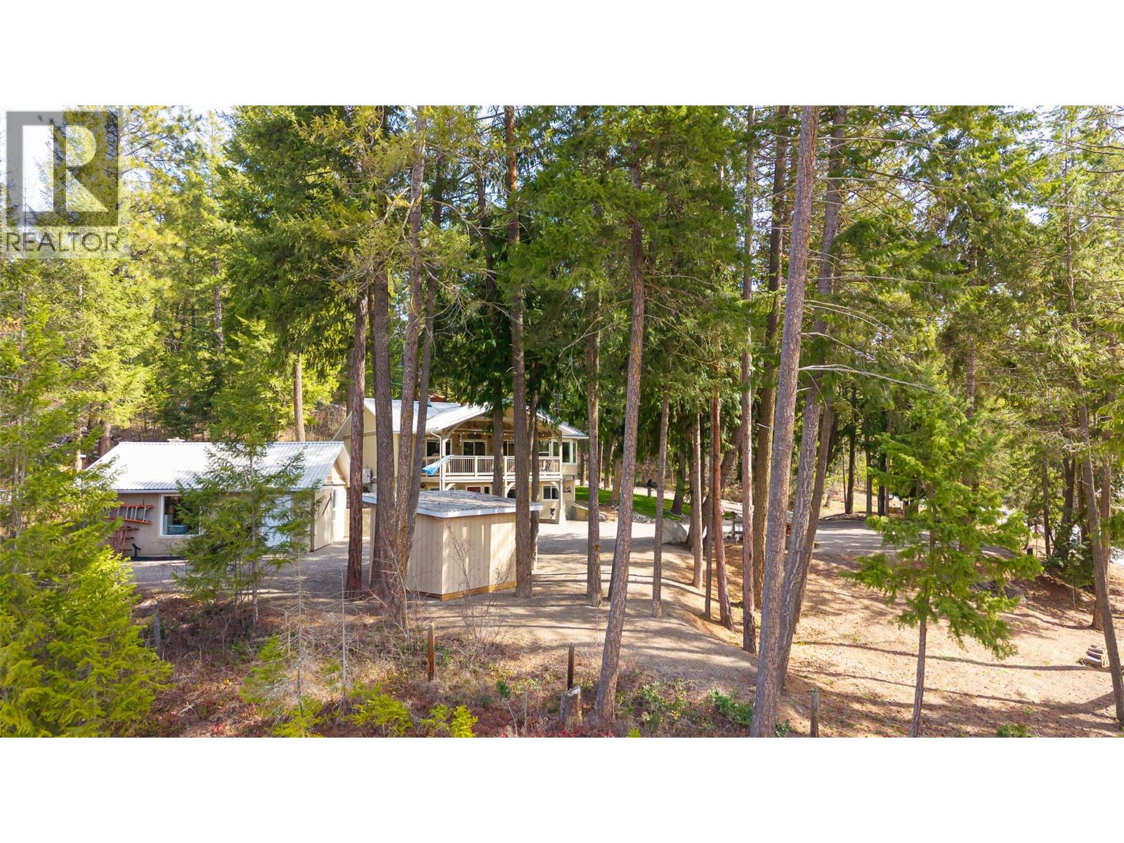 1988 Porthill Road, Lister