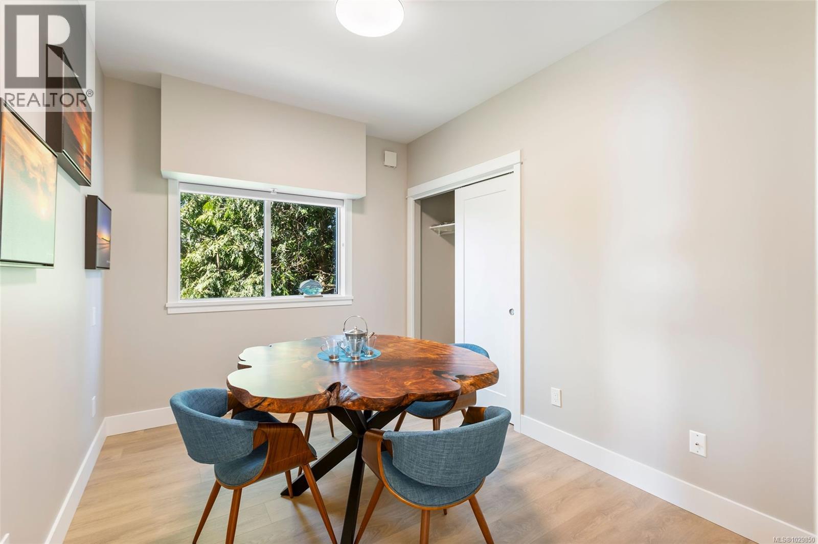 #306 1820 MAPLE AVE S - 12