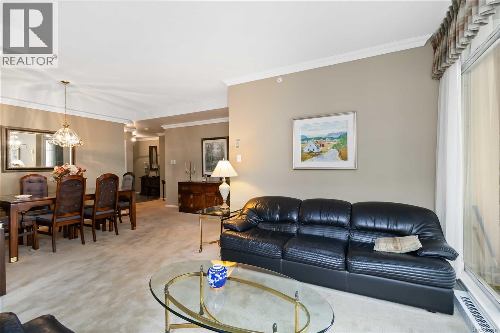 407 1010 View Street, Victoria