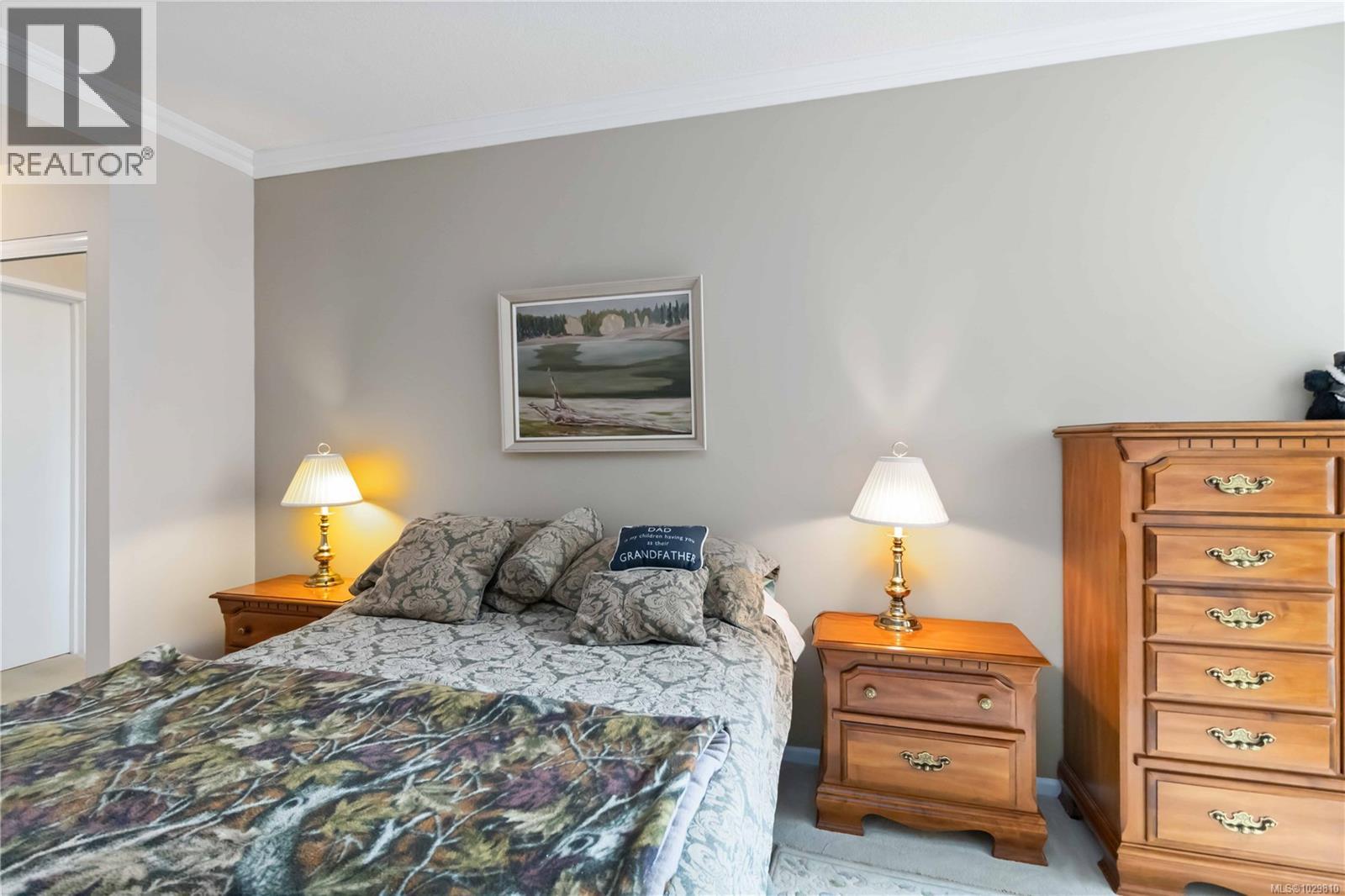 407 1010 View Street, Victoria