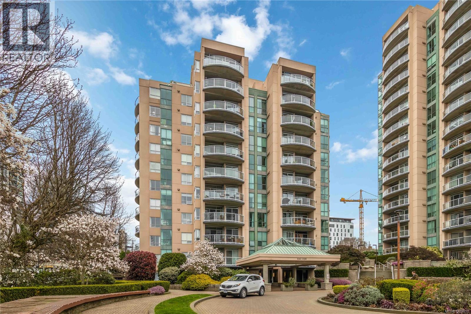 407 1010 View Street, Victoria