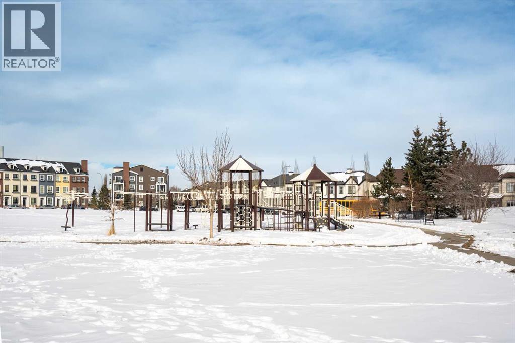 Single Family House for Sale in  Copperpond Landing SE Copperfield Calgary 