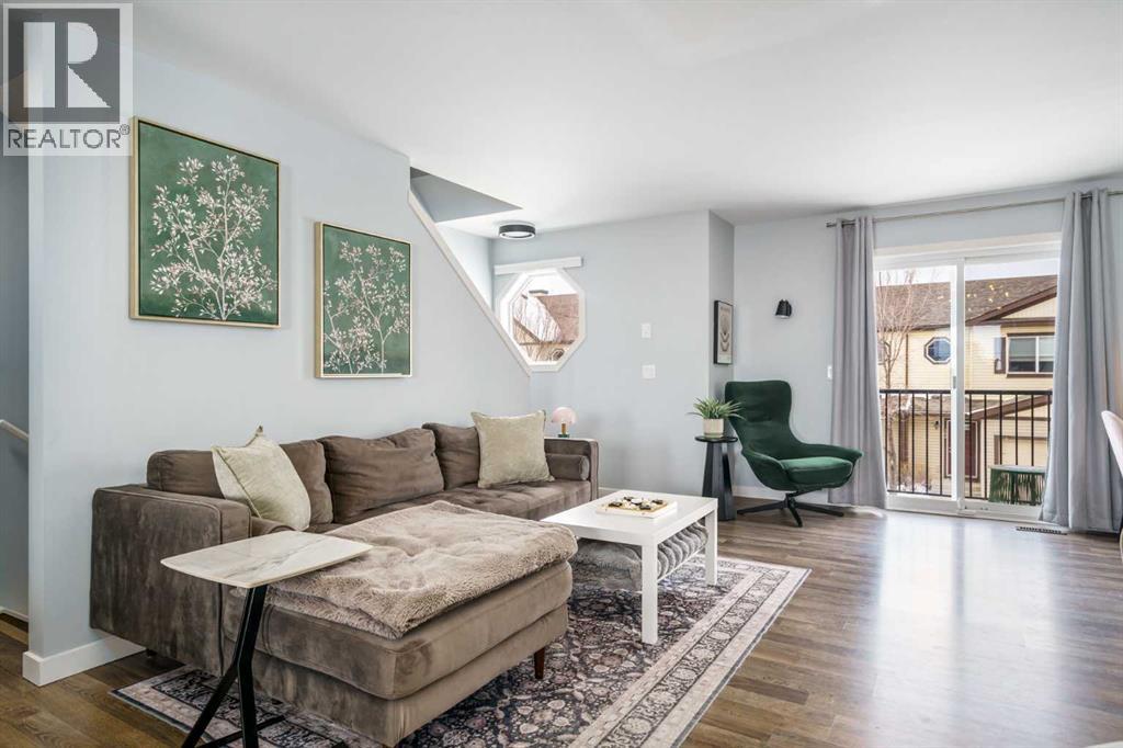 Single Family House for Sale in  Copperpond Landing SE Copperfield Calgary 