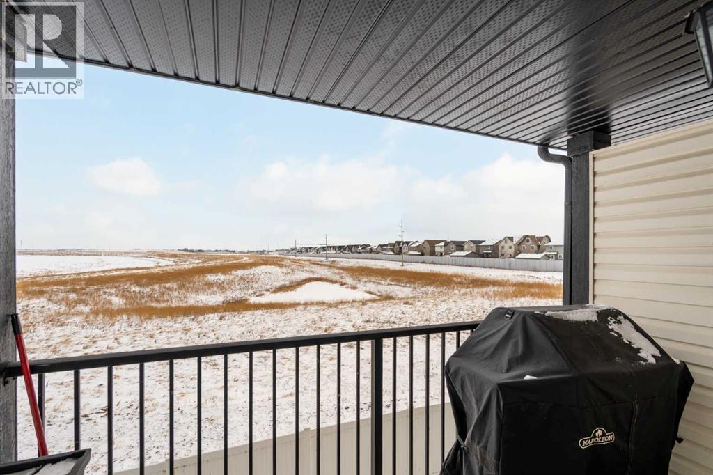 Single Family House for Sale in  Copperpond Landing SE Copperfield Calgary 