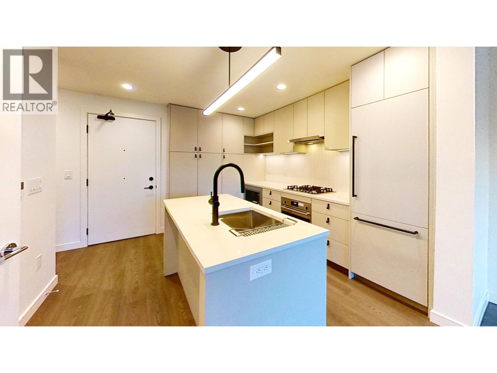 1680 12TH Avenue - photo 2