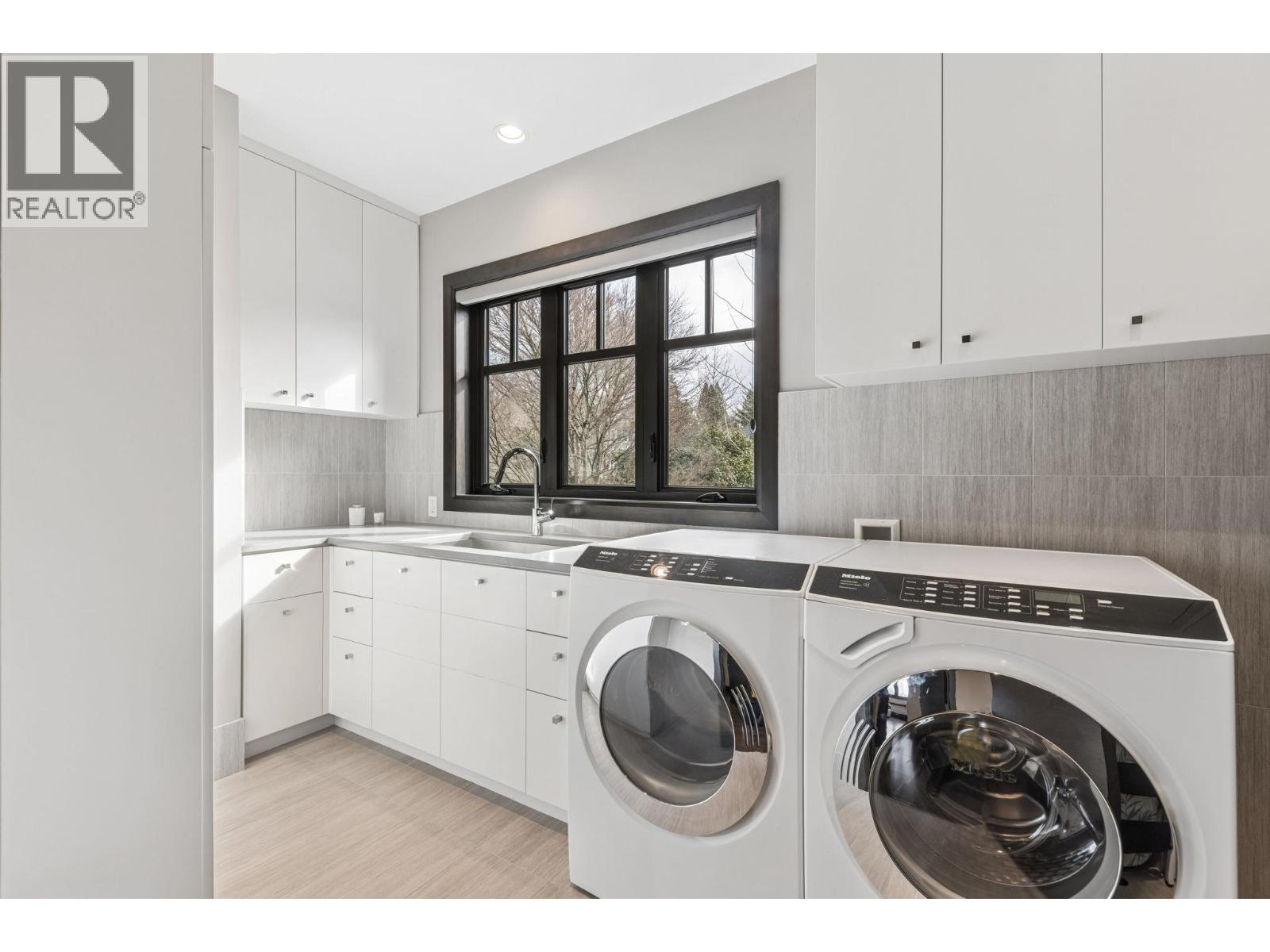 6149 ANGUS DRIVE, Vancouver