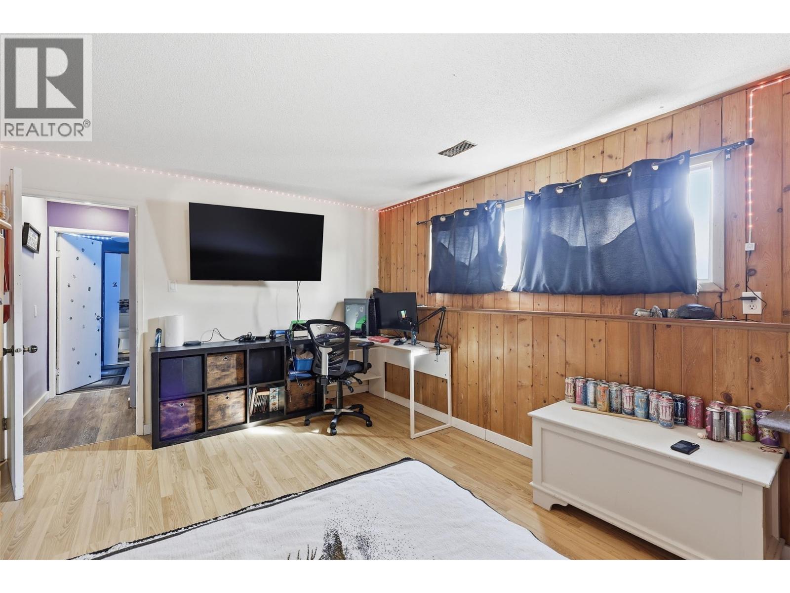 3736 WESTSYDE Road, Kamloops