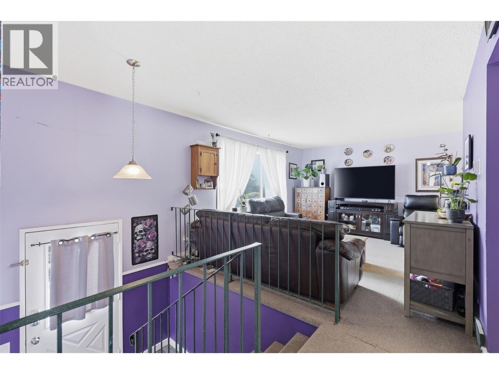 3736 WESTSYDE Road, Kamloops