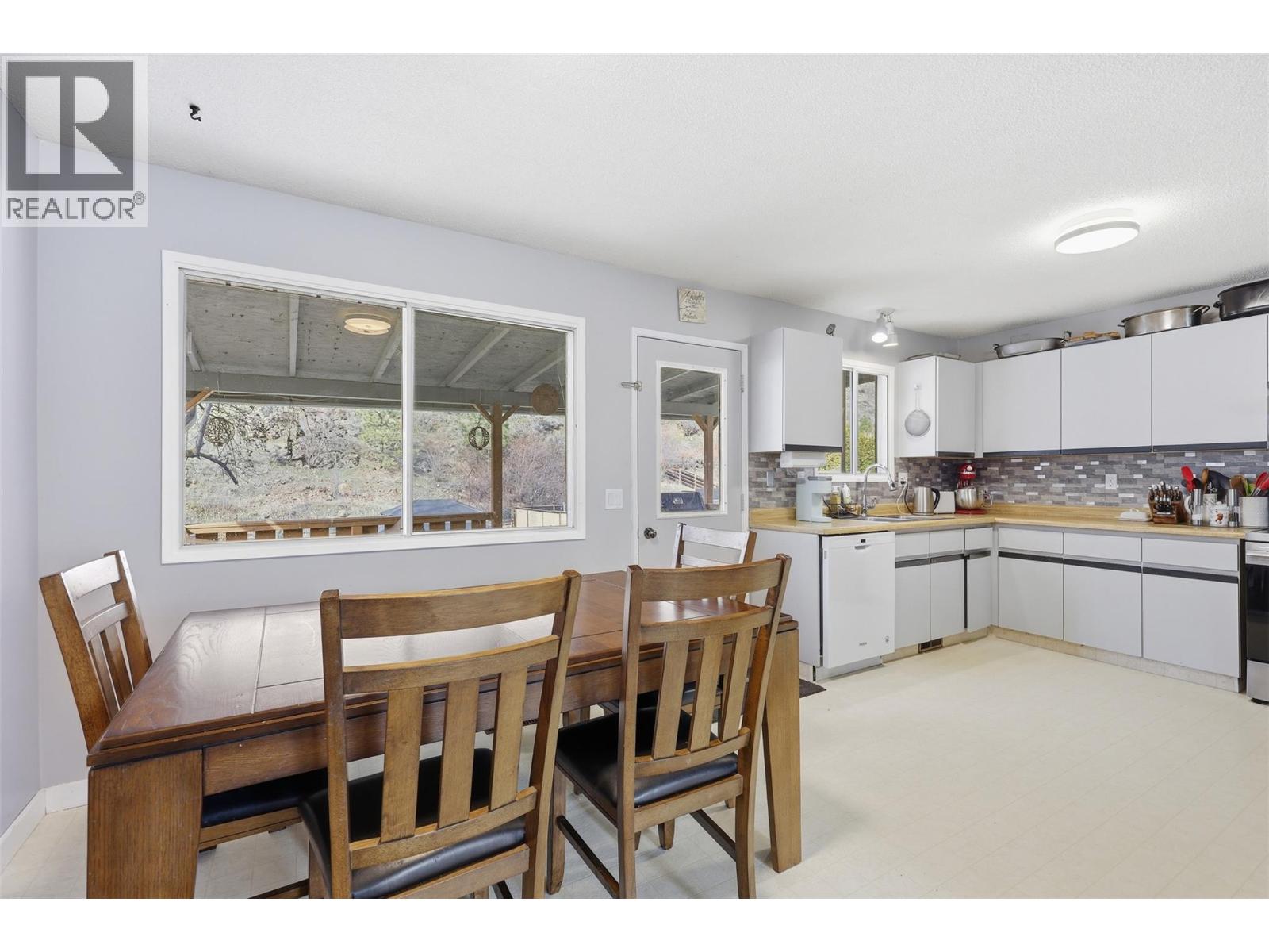 3736 WESTSYDE Road, Kamloops