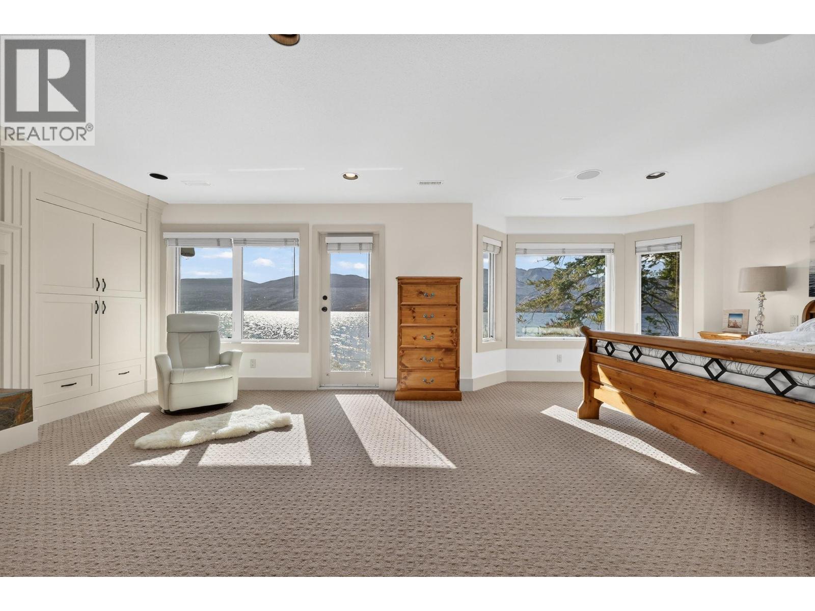 2589 Whitworth Road Unit# 8, West Kelowna